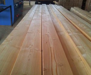 Siberian Larch Smooth decking Boards – Timberlove