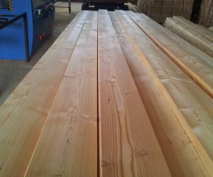 Siberian Larch decking boards Smooth